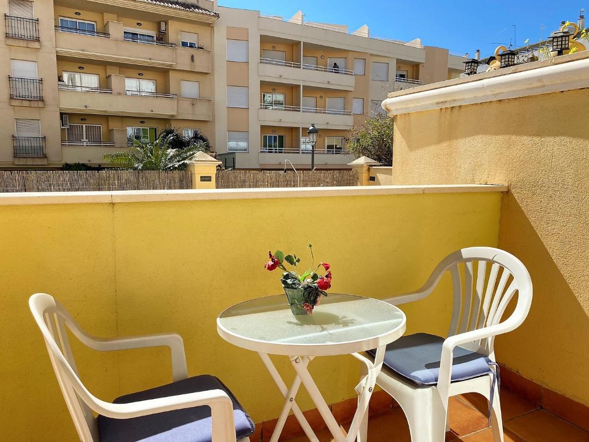 Triton Apartments Casasol 内尔哈 外观 照片