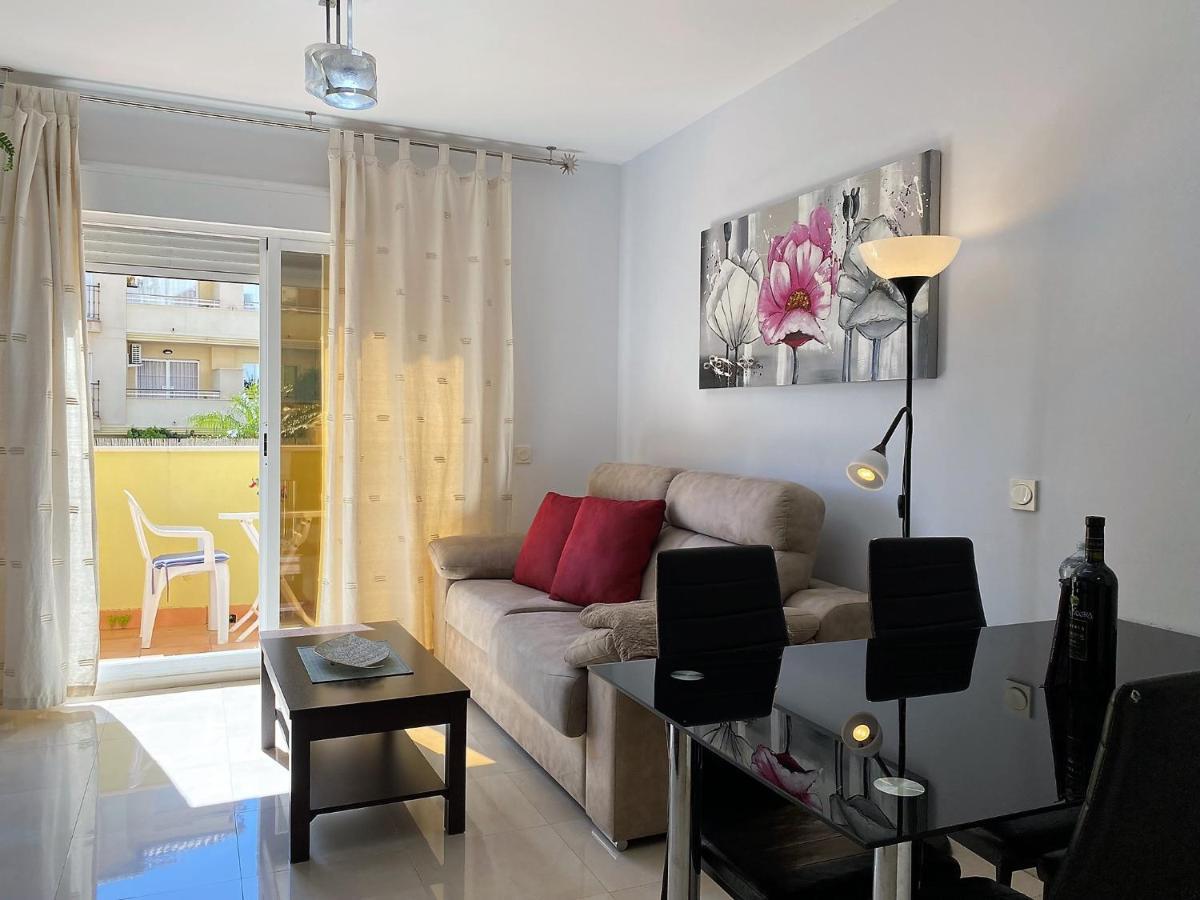 Triton Apartments Casasol 内尔哈 外观 照片